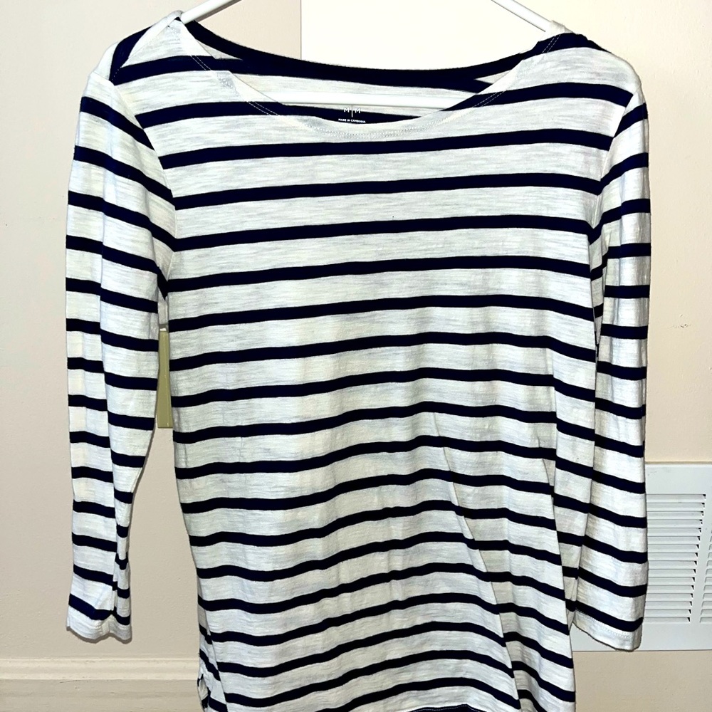 Old Navy 3/4 length long sleeve